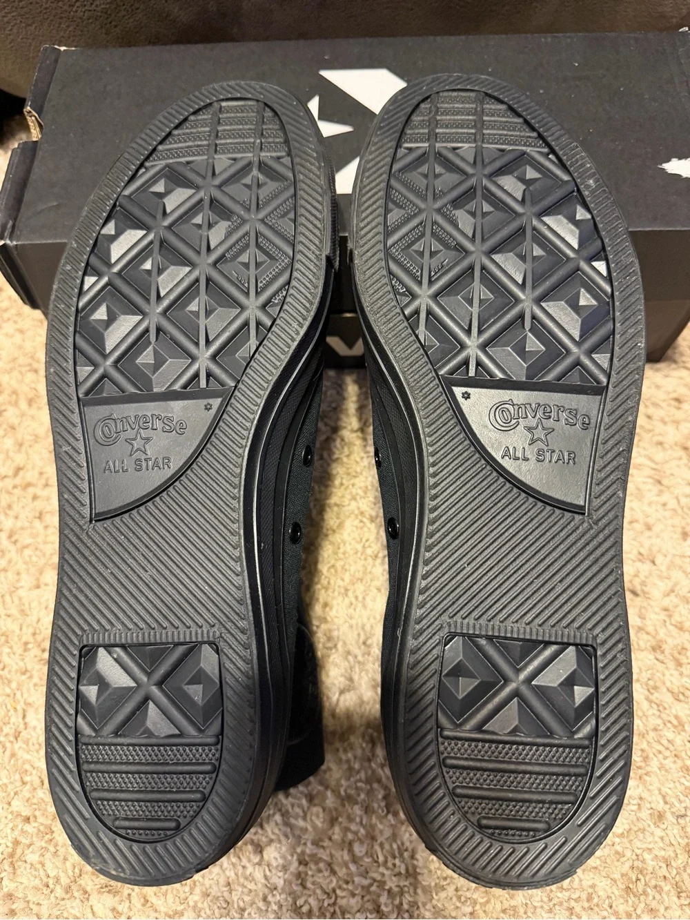 Converse Unisex Black Monochrome Men's 11.5 Women's 13.5 - Picture 7 of 10
